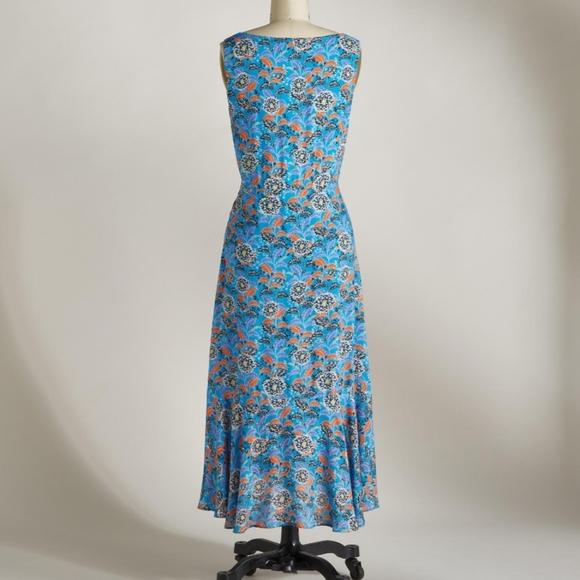 🆕🌿SUNDANCE FLORAL RUFFLE DRESS🌿 - Picture 4 of 10